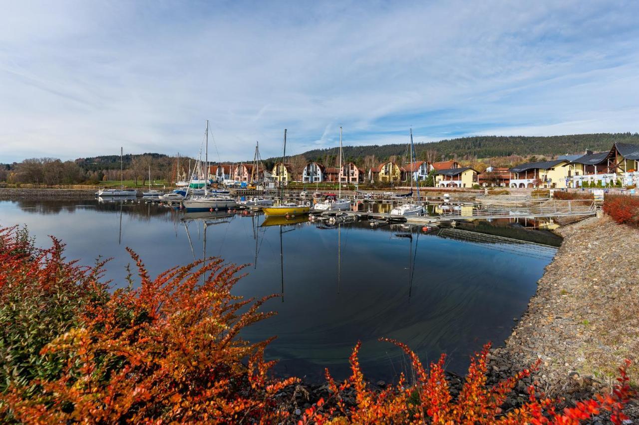 Apartament A121 Molo Lipno S Infrasaunou - Residence Koubek Lipno nad Vltavou Exteriör bild